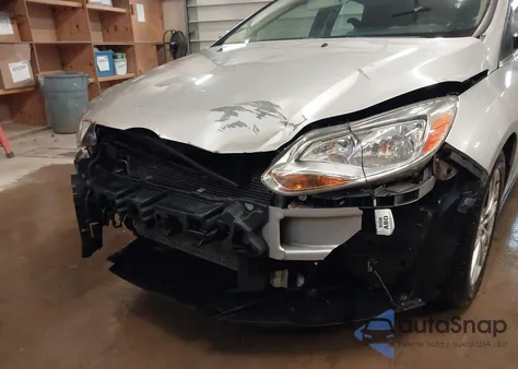 2012 Ford Focus Sel из США, поврежденный, VIN 1FAHP3M2XCL146362